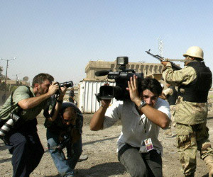فريق صحفي يتعرض للمضايقة قي بغداد