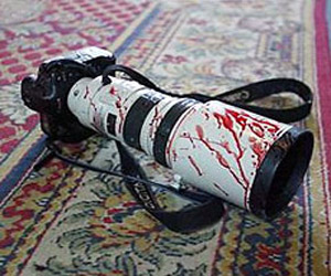 الصحافيون المحليون في العراق.. الخطر أمامهم ومؤسساتهم