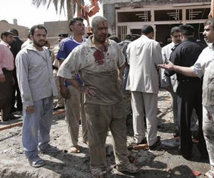 اصابة ثلاثة صحفيين في تفجير ارهابي وسط كربلاء